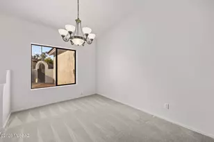 1638 N Debra Sue Pl, Tucson, AZ 85715 - Photo 8