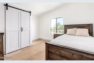 11103 W Panther Peak Drive, Tucson, AZ 85743 - Photo 22