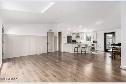 11103 W Panther Peak Drive, Tucson, AZ 85743 - Photo 10