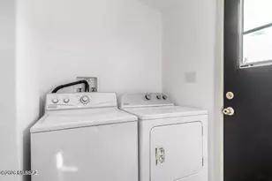 11103 W Panther Peak Dr, Tucson, AZ 85743 - Photo 28