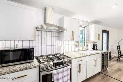 11103 W Panther Peak Drive, Tucson, AZ 85743 - Photo 12