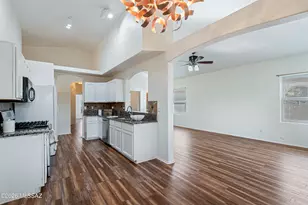 12163 N Seasons Loop, Oro Valley, AZ 85755 - Photo 16