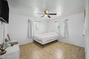 972 N Chrysler Dr, Tucson, AZ 85716 - Photo 10