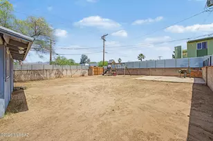 972 N Chrysler Dr, Tucson, AZ 85716 - Photo 16