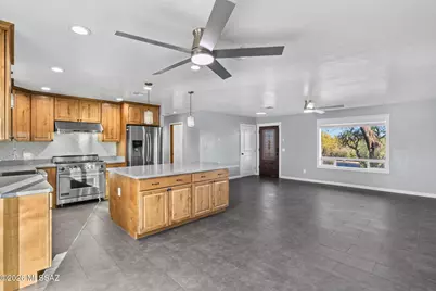 9981 N Calle Solano, Tucson, AZ 85737 - Photo 10