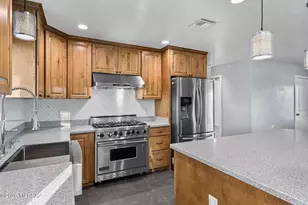 9981 N Calle Solano, Tucson, AZ 85737 - Photo 12