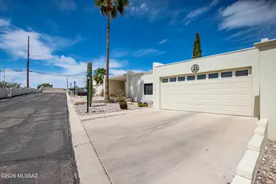 6100 N Oracle Road #19, Tucson, AZ 85704 - Photo 2