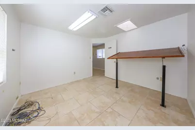 125 E Flores Street, Tucson, AZ 85705 - Photo 18