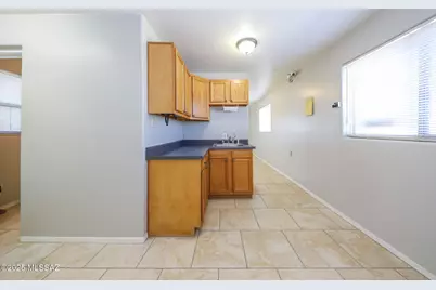 125 E Flores Street, Tucson, AZ 85705 - Photo 12