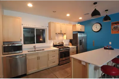 220 N 1st Avenue, Tucson, AZ 85719 - Photo 2