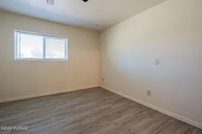 49 E Adams Street, Tucson, AZ 85705 - Photo 14