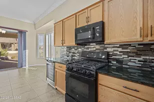 60019 E Heron Dr, Oracle, AZ 85623 - Photo 16