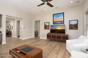 1438 E Quartzite Wy, Green Valley, AZ 85614 - Photo 6