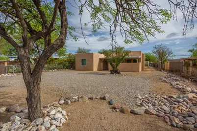 216 E Waverly Street, Tucson, AZ 85705 - Photo 1