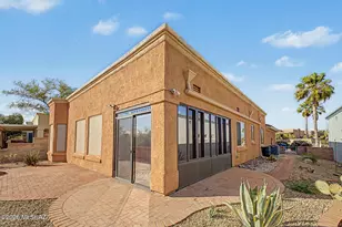 2233 W Gramercy Dr, Green Valley, AZ 85622 - Photo 28