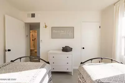 1402 E Roger Road, Tucson, AZ 85719 - Photo 18
