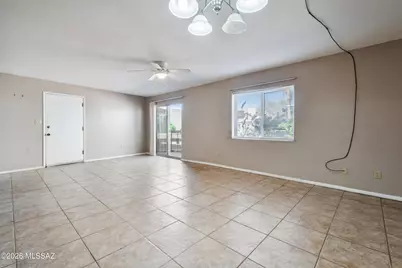 2525 N Alvernon Way #UNIT B1, Tucson, AZ 85712 - Photo 8