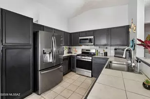 2001 W Burgundy Way, Tucson, AZ 85746 - Photo 10