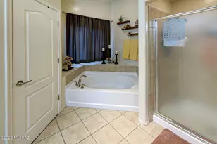 5271 E Park Vista Dr, Tucson, AZ 85756 - Photo 14