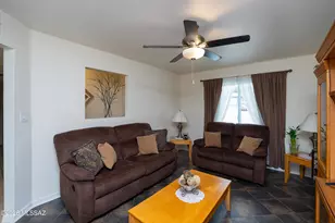 134 W George Truit St, Corona de Tucson, AZ 85641 - Photo 6