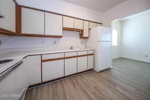 312 E 24th St, Tucson, AZ 85713 - Photo 1