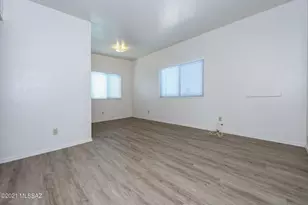 312 E 24th St, Tucson, AZ 85713 - Photo 4