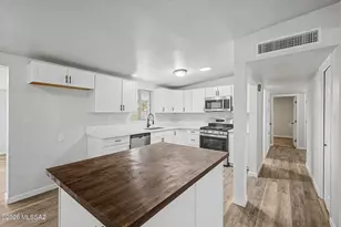 6910 E Calle Marte, Tucson, AZ 85710 - Photo 6