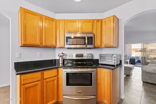 9038 N Palm Brook Dr, Tucson, AZ 85743 - Photo 18