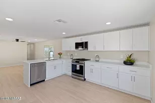 5000 E Grant Rd, Tucson, AZ 85712 - Photo 6
