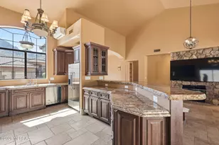 1391 E Sonoran Desert Dr, Oro Valley, AZ 85737 - Photo 12