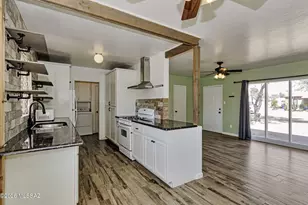 5034 E 17th St, Tucson, AZ 85711 - Photo 10