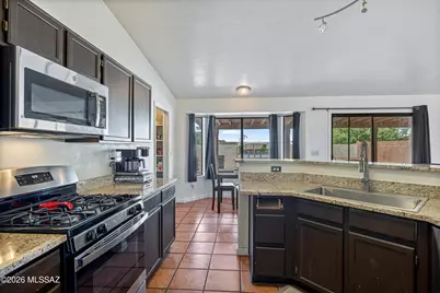 8721 N Chinaberry Way, Tucson, AZ 85742 - Photo 14