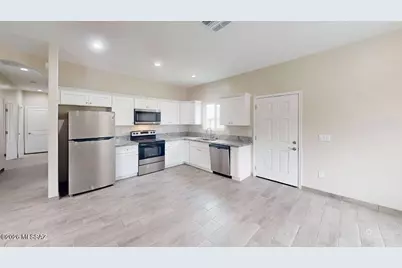 1595 N Yavapai Street #1, Tucson, AZ 85745 - Photo 4