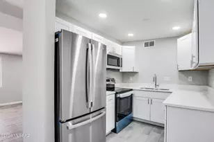 5417 E 26th St, Tucson, AZ 85711 - Photo 2