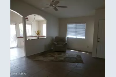 90 E Camino De Diana, Green Valley, AZ 85614 - Photo 6