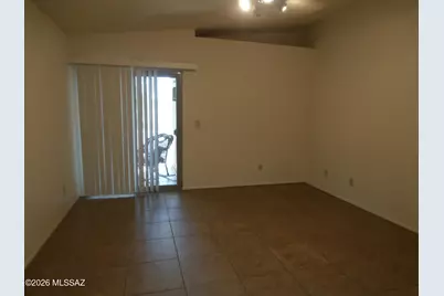 90 E Camino De Diana, Green Valley, AZ 85614 - Photo 14