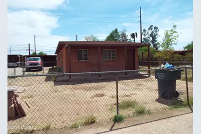 4552 E Douglas Street, Tucson, AZ 85711 - Photo 2