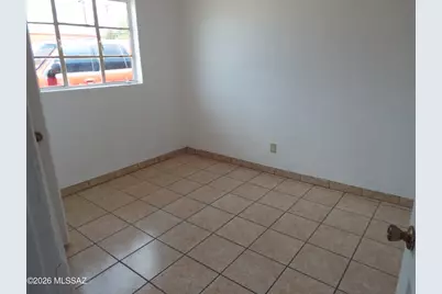 4552 E Douglas Street, Tucson, AZ 85711 - Photo 4