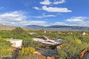 10685 E Oakwood Dr, Tucson, AZ 85749 - Photo 32