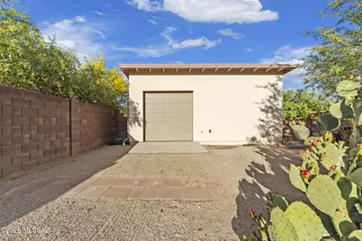 10685 E Oakwood Drive, Tucson, AZ 85749 - Photo 42