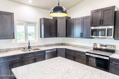 1237 E Desert Sky Lane, Benson, AZ 85602 - Photo 12