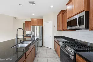 8978 W Cloudwood Dr, Marana, AZ 85653 - Photo 14