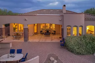 7343 E Autumn Dusk Pl, Tucson, AZ 85750 - Photo 10