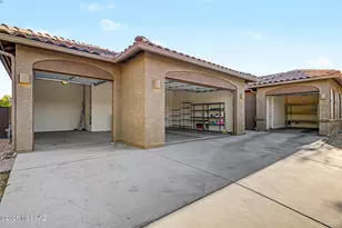 1637 W Aristides St, Oro Valley, AZ 85704 - Photo 34