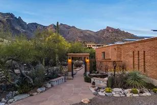 7146 N Finger Rock Pl, Tucson, AZ 85718 - Photo 4
