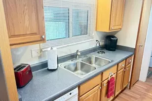 5382 W Circle Z St, Tucson, AZ 85713 - Photo 8