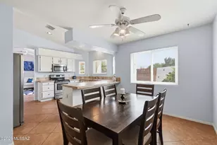 1750 W CÃ­rculo De La Pinata, Green Valley, AZ 85622 - Photo 20