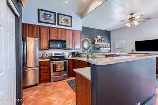 10800 E Limberbush Pl, Tucson, AZ 85748 - Photo 14
