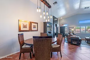 10800 E Limberbush Pl, Tucson, AZ 85748 - Photo 12