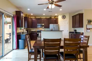 841 E Cottonwood Canyon Pl, Sahuarita, AZ 85629 - Photo 10